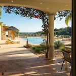 Luso W/ Heated Pool - Spacious & Peaceful ゲストハウス 4*