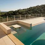 Luso W/ Heated Pool - Spacious & Peaceful モンカラパッショ