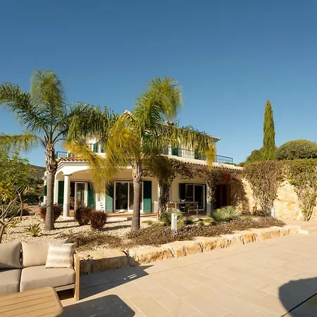 Luso Heated Pool - Spacious & Peaceful * Moncarapacho