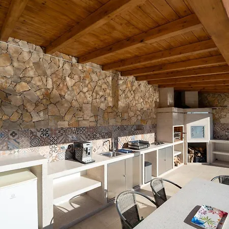 Villa Luso Heated Pool - Spacious & Peaceful Moncarapacho