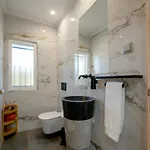 Luso W/ Heated Pool - Spacious & Peaceful Penzion
