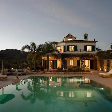 Luso Heated Pool - Spacious & Peaceful Villa Moncarapacho