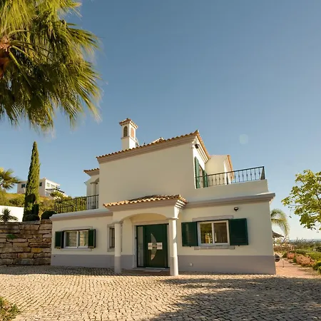 Villa Luso Heated Pool - Spacious & Peaceful Moncarapacho