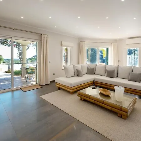 Casa de hóspedes Luso W/ Heated Pool - Spacious & Peaceful 4*