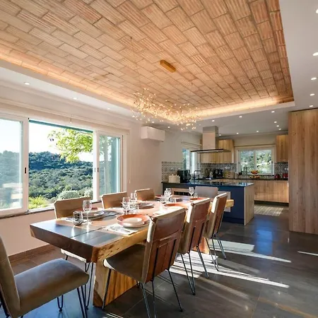 Luso W/ Heated Pool - Spacious & Peaceful Moncarapacho