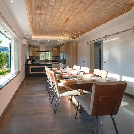 Luso W/ Heated Pool - Spacious & Peaceful