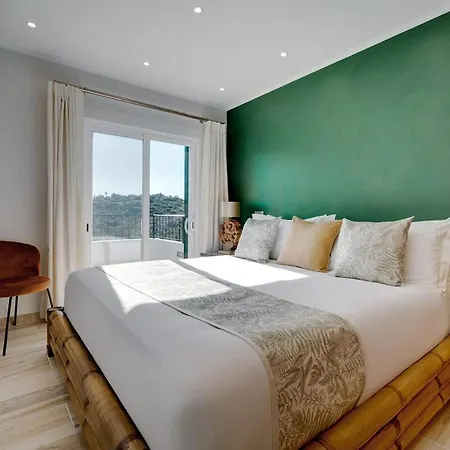 Luso W/ Heated Pool - Spacious & Peaceful Penzion